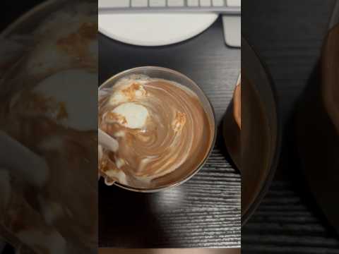 Hot chocolate weather ☕️☕️ With the best Ghirardelli Dark Chocolate Chips !!