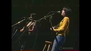 Tegan and Sara - (And Darling) This Thing That Breaks My Heart Live (Subtitulado Ingles - Español)