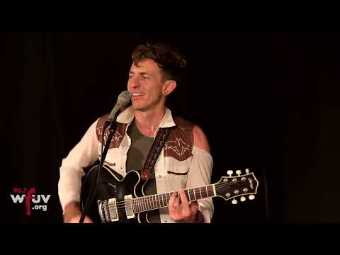 Buck Meek - "Haunted Mountain" (Live at WFUV)