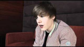 Justin Bieber Talks About Mama Jan