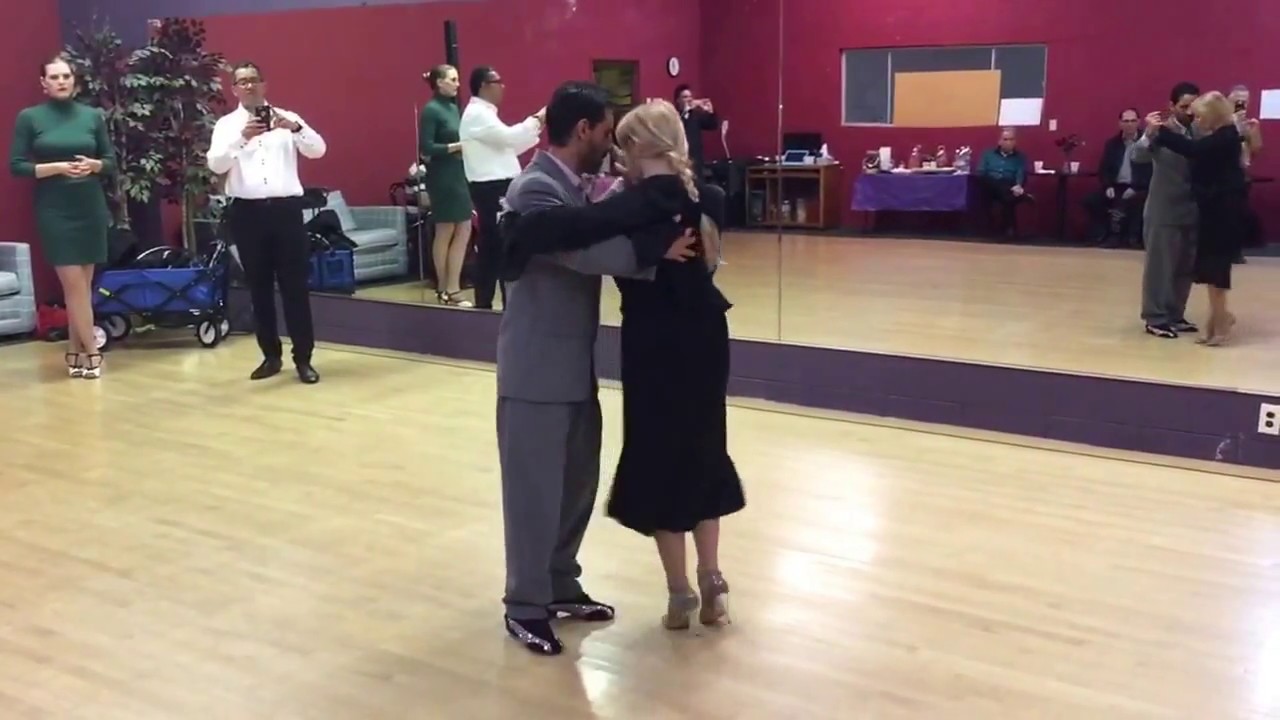 Pablo Nievas assisted by Chantel does a review of a soltada class.