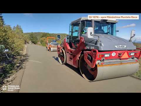 Consiliul Județean asfaltează un nou drum spectaculos din zona de munte