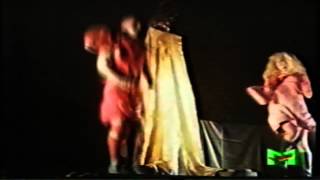 1. CCCP Fedeli Alla Linea Emilia Paranoica - Live a Torino 1987 (VideoMusic)