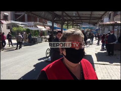Report TV -Jemi pa bukë ore djalë, pa bukë.' Tregtarja në tregun e Orizit në Vlorë me lot në sy