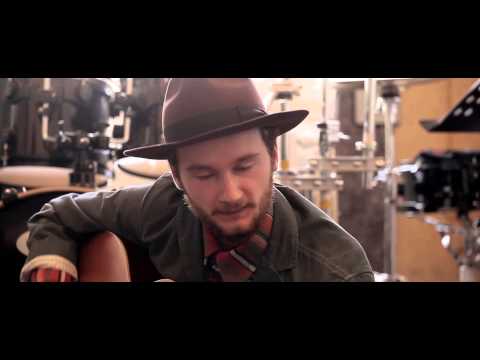 Bedroomdisco TV: BRTHR - Restless Bones