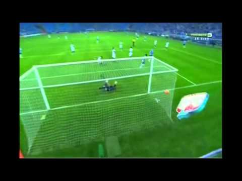 Gremio 3 x 2 Portuguesa Gol de Zé Roberto - Brasileirão -  07092013