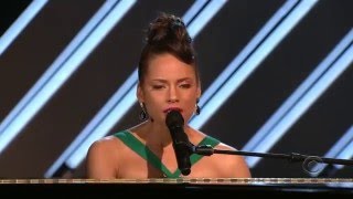 Alicia Keys and Frank Sinatra - learnin the blues