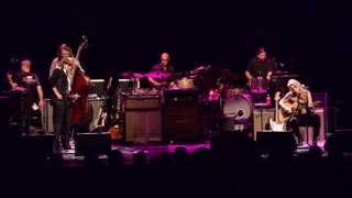 Tedeschi Trucks Band - &quot;Don&#39;t Think Twice, It&#39;s All Right&quot; (with Amy Ray)