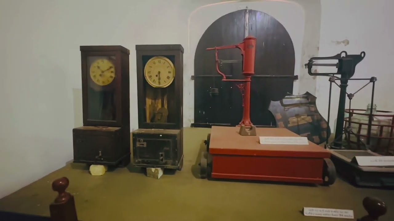 Walking tour at Colombo Port Maritime Museum.