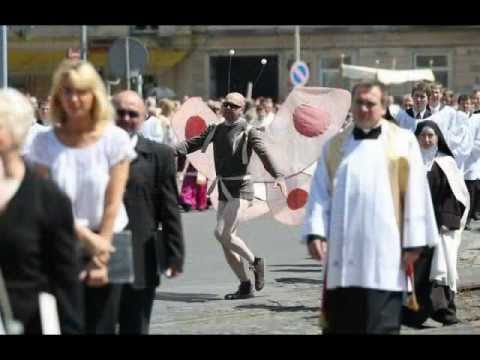 Tolerancja ! Co to znaczy ? My mamy ich tolerować