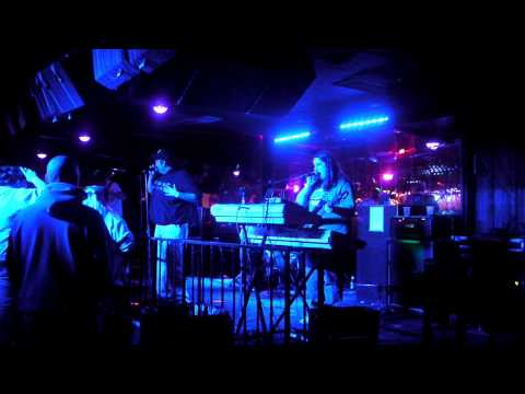 Russett Burbank -TiK ToK (Kesha Cover) Live At The Cove Bar