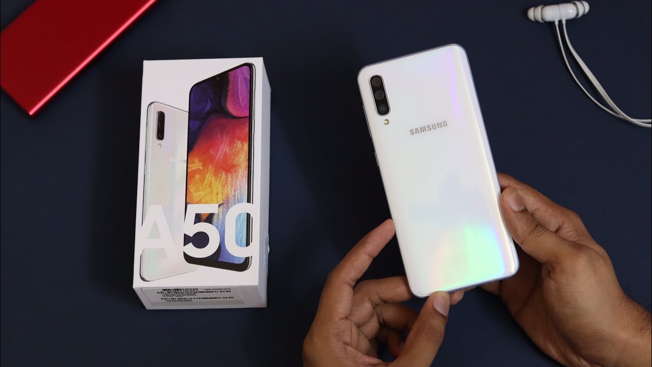 Samsung Galaxy A50 unboxing & initial review.[White colour]