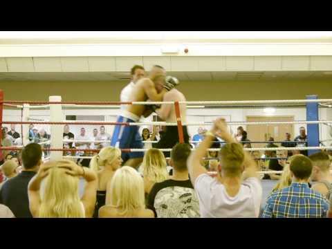 Shaun Spendiff v Thomas Ferry Punch Up In The Park 3