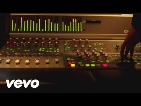 Katy B x Diplo x Iggy Azalea - Light As A Feather