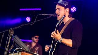 Ásgeir - Dýrð í dauðaþögn (In the silence) (Live at Hvammstanga)