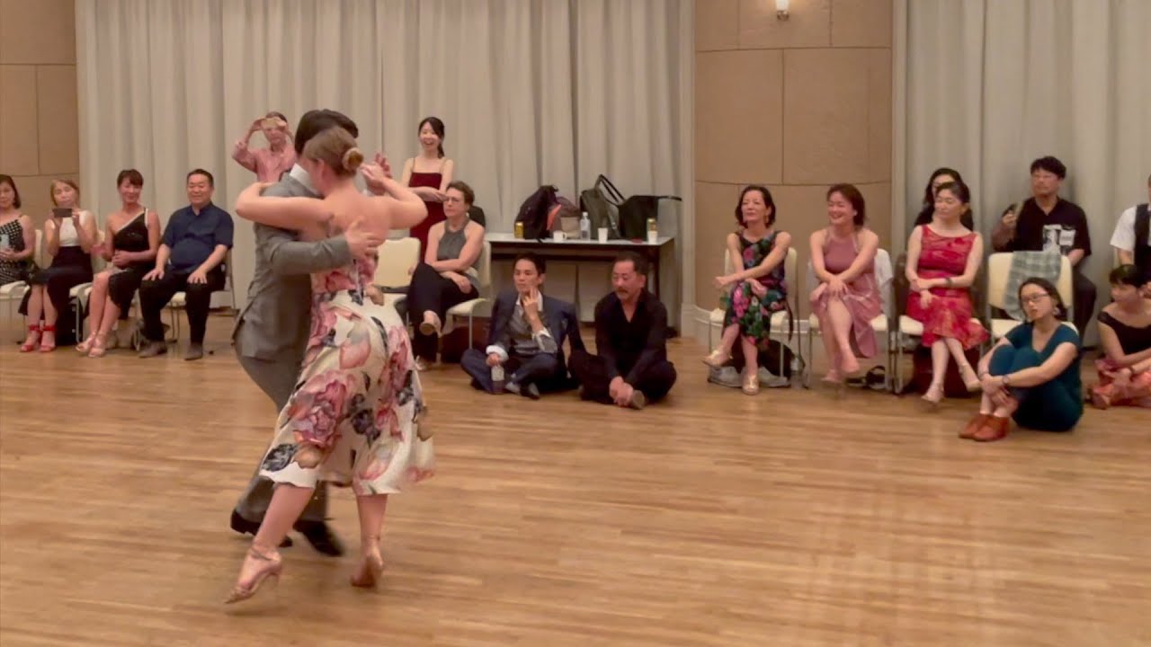 Video thumbnail for Maja Petrović & Marko Miljević - "Un momento" - Troilo & Berón - 3/4 (vals)