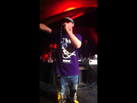 Ghemon e Kiave - Live @ Lido Adriano 18-02-2012 (Kiave Freestyle)