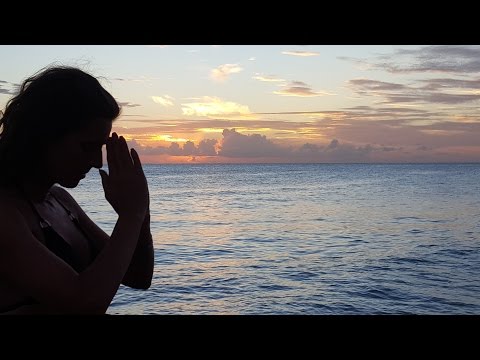 I am - Yoga Mantra Dance Song - House Version by Anke Moehlmann