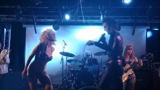 Teenage Werewolves - Like A Bad Girl Should (The Cramps cover) live at The Hairy Dog, Derby Aug 2021