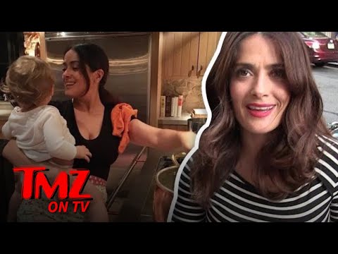 download lagu mp3 mp4 Salma Hayek Ryan Reynolds, download lagu Salma Hayek Ryan Reynolds gratis, unduh video klip Salma Hayek Ryan Reynolds