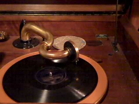 Lou Gold Tommy Dorsey Paul Small I'll Sing a Love Song Roaring 20's Victrola