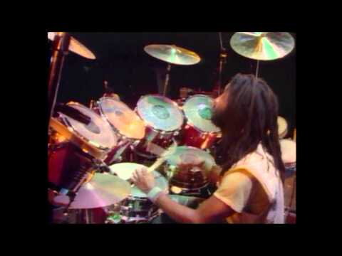 Peter Tosh - Captured Live - 1984 (DVD Completo) HD