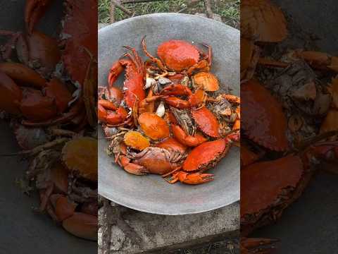 Frying Freshwater Crabs | Crispy and Delicious Seafood Snack