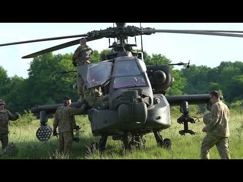 NOBLE JUMP 17 - U.S. Apaches land in Cincu, Romania