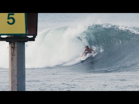 Double Overhead from Tahiti to Oahu!