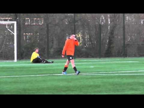 Opjestropdas.nl 6 dec 2014 DHSC 8 - VV De Meern 8 com 5-1 Doelpunt Jasper (3-1)