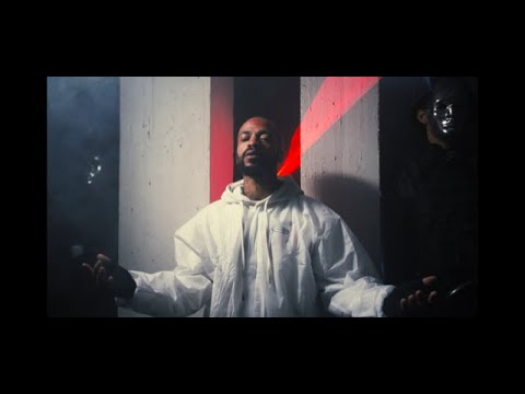 Skreally Boy - Blade [Clip Officiel]