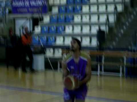 Primer entrenament Howard Brown, Gandia Bàsquet