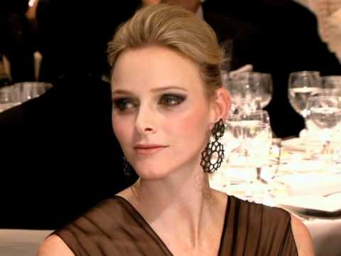 download lagu mp3 mp4 Albert De Monaco Et Charlne Divorce, download lagu Albert De Monaco Et Charlne Divorce gratis, unduh video klip Albert De Monaco Et Charlne Divorce