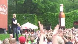 Lotto King Karl - Tim Wiese-Song/Südlich von HH/Deine Nähe @ Stadtpark HH am 17.05.13