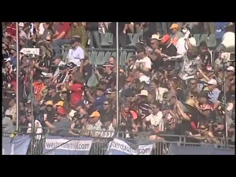 V8 Supercars 2011 Barbagallo - Holden Fireball