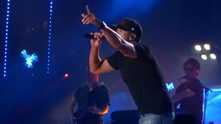 Luke Bryan sings &quot;Sunrise, Sunburn, Sunset&quot; live at CMA Fest