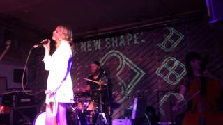 Laurel - Nicotine Dreams (Live at Notting Hill Arts Club)