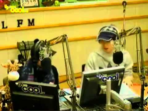 111212 Sukira  Sungmin DJ  Dancing to Mister