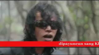 Download lagu DARSO DYNASTI  - KUKUPU mp3