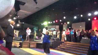 Lawrence Flowers- Glory to Our King