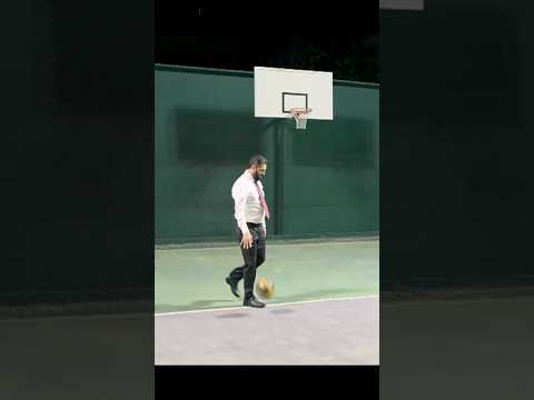 فيديو | فيديو للرئيس الانتقالي السوري أحمد الشرع ووزير الخارجية أسعد الشيباني يلعبان كرة السلة.