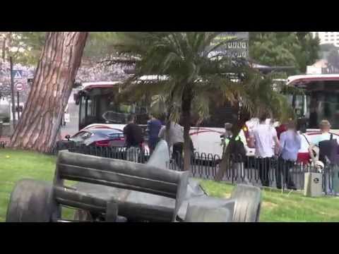 Aston Martin ONE 77 Make Crowd Go CRAZY in Monaco!