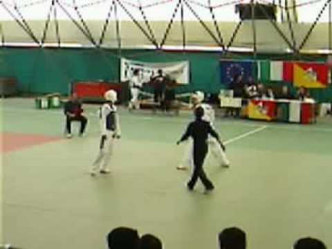 Taekwondo Avola (SR) Argentino S(BLU) G.S. Club Lee Bum Lee