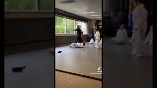 そんなところ届く訳ないよぉ[TikTok]