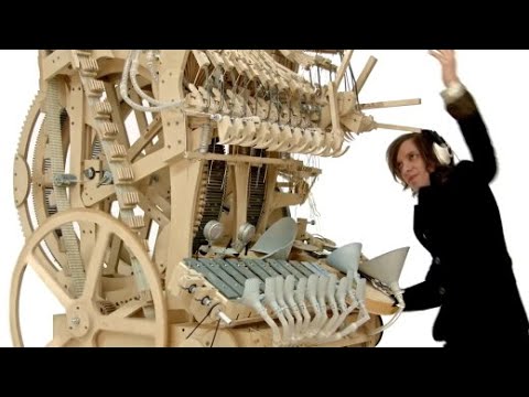 Virales Musikvideo: Diese Maschine hat einen an der Murmel