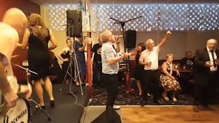 Hlas Krve - bílý Rock n roll Hlas Krve - bílý Rock n roll