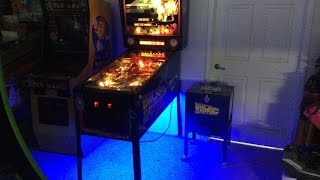 1990 Back To the Future Pinball Machine from Data East - Gameplay, Artwork Video!