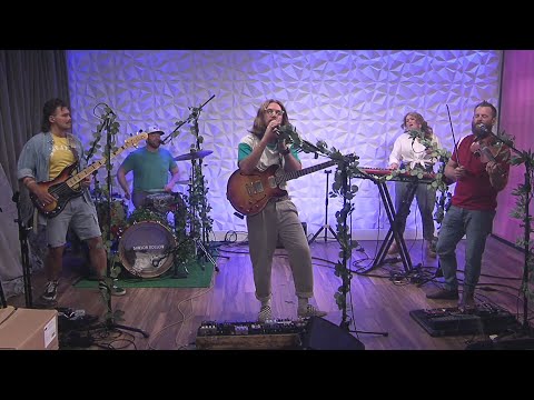 Dawson Hollow Perform "You Are My Sweater"