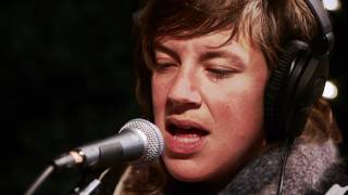 tUnE-yArDs - Bizness (Live on KEXP)