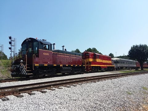 TVRM 606 SW1200 (Ex-Milwaukee Road) Switching the Diner Train (Feat.SOU 630 and NC&St. L 710)